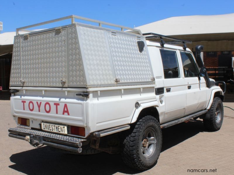 2003 Toyota LAND CRUISER 4.5EFI D/C 4X4 pictures