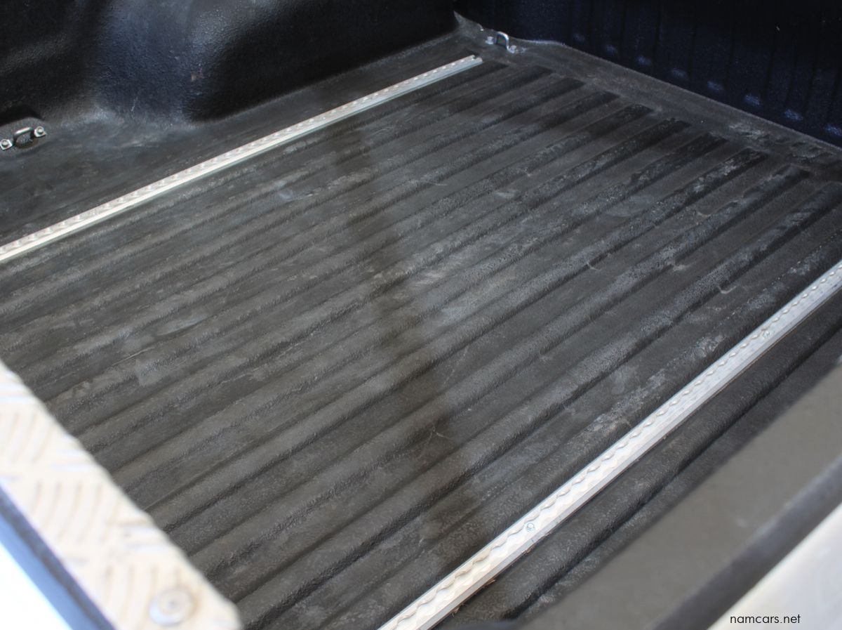 2015 Volkswagen Amarok pictures