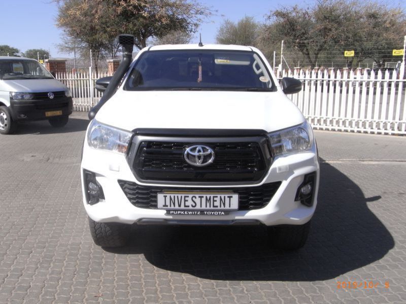 2018 Toyota HILUX 2.4 GD6 D/C 4X4 A/T pictures