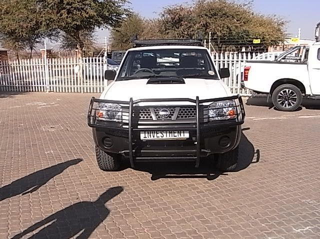 2017 Nissan NISSAN NP300 2.5 4X4 SC TDI pictures