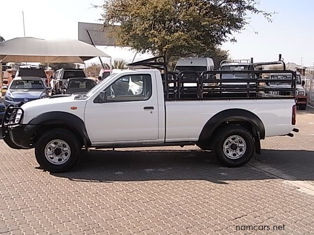 2017 Nissan NISSAN NP300 2.5 4X4 SC TDI pictures