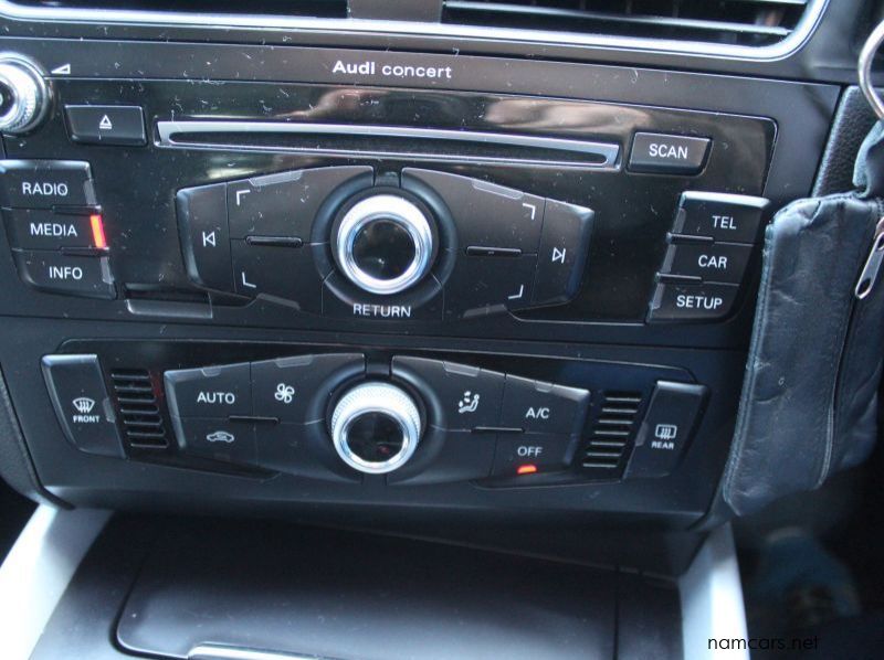 2017 Audi Q5 2.0TDI S-LINE QUATTRO pictures