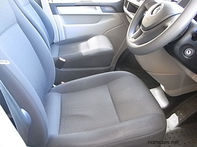 2016 Volkswagen Kombi 2.0 TDI 103KW DSG pictures