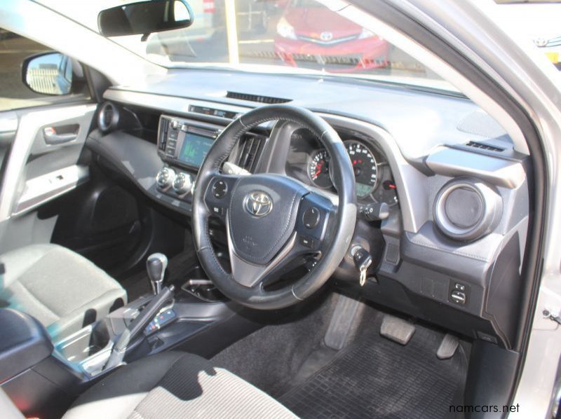 2018 Toyota Rav 4  2.0 GX A/T pictures