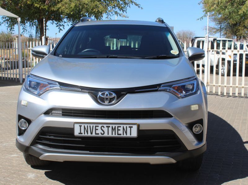 2018 Toyota Rav 4  2.0 GX A/T pictures