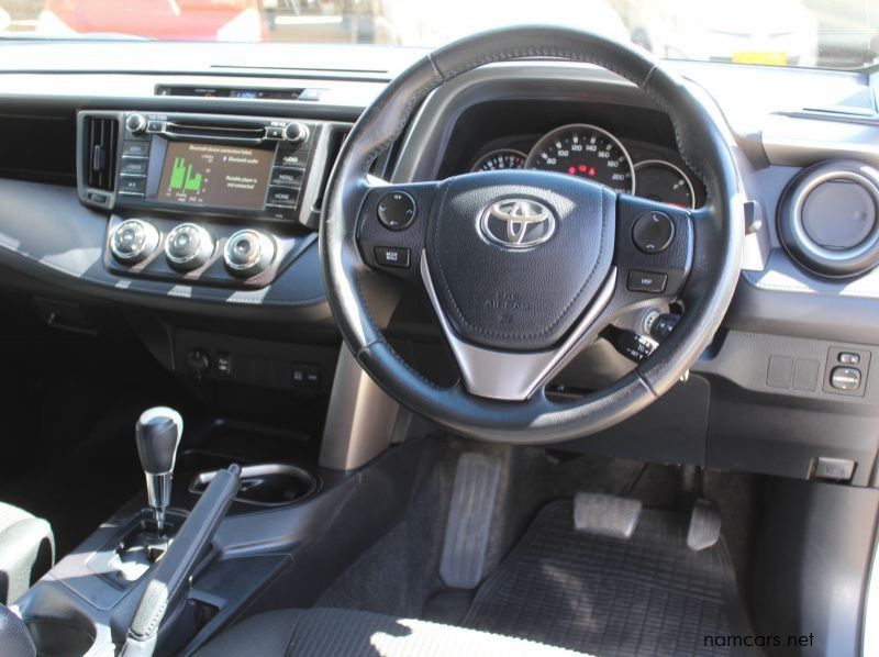 2018 Toyota Rav 4  2.0 GX A/T pictures