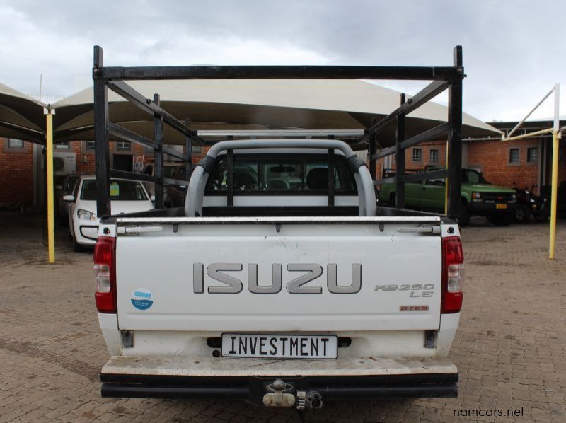 2012 Isuzu KB250 S/C 4X2 DIFF-LOCK LE pictures