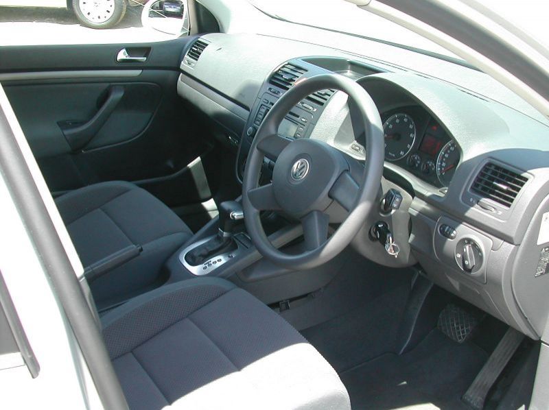 2004 Volkswagen Golf 5 2.0 FSI pictures