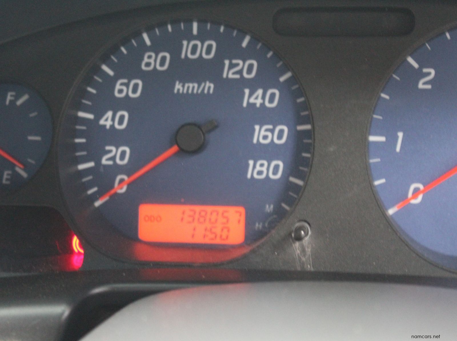 2020 Nissan NP300 2.5 TDI D cab 4x4 pictures