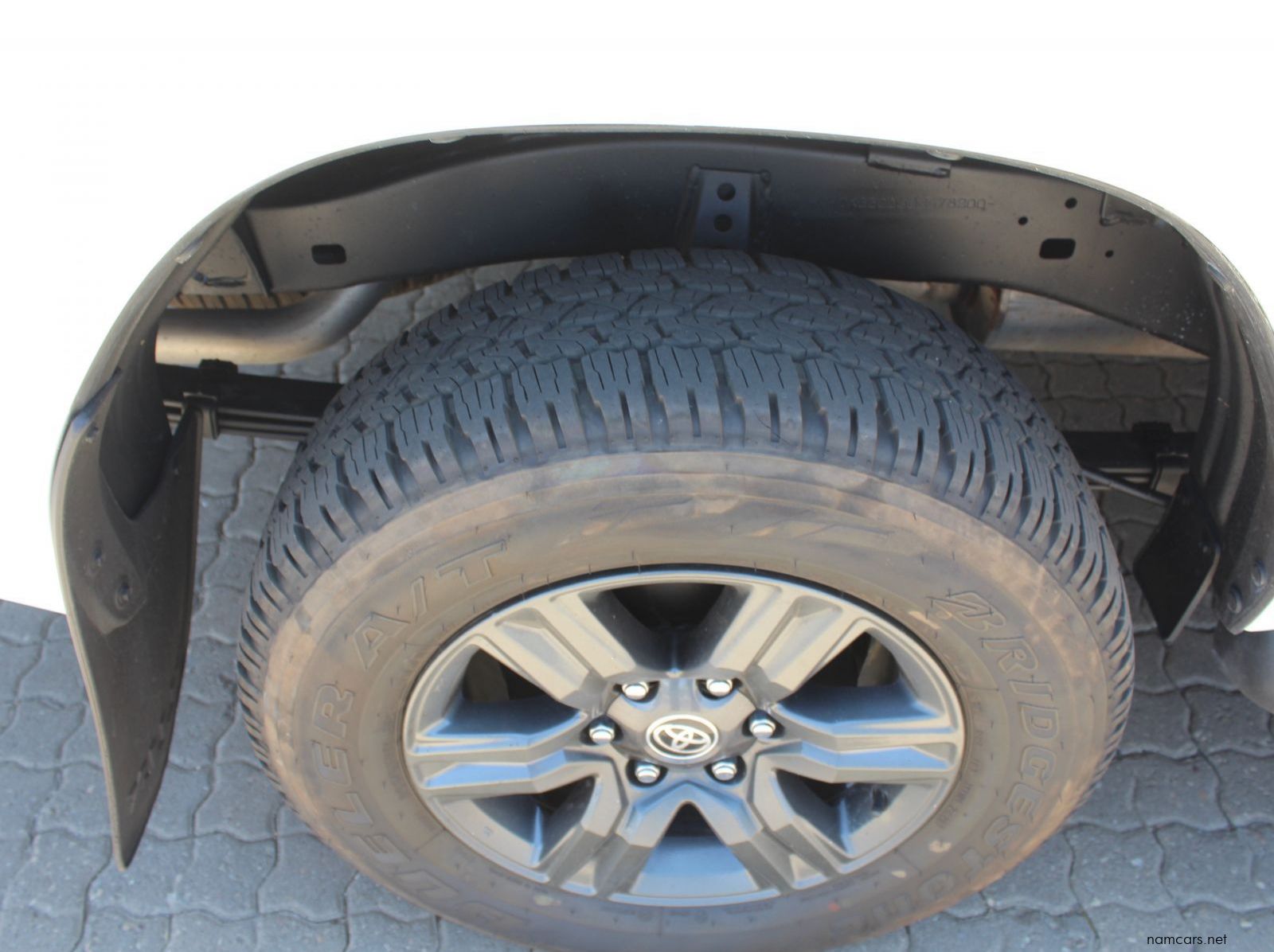 2024 Toyota Hilux 2.4 GD6 4x4 auto D cab pictures