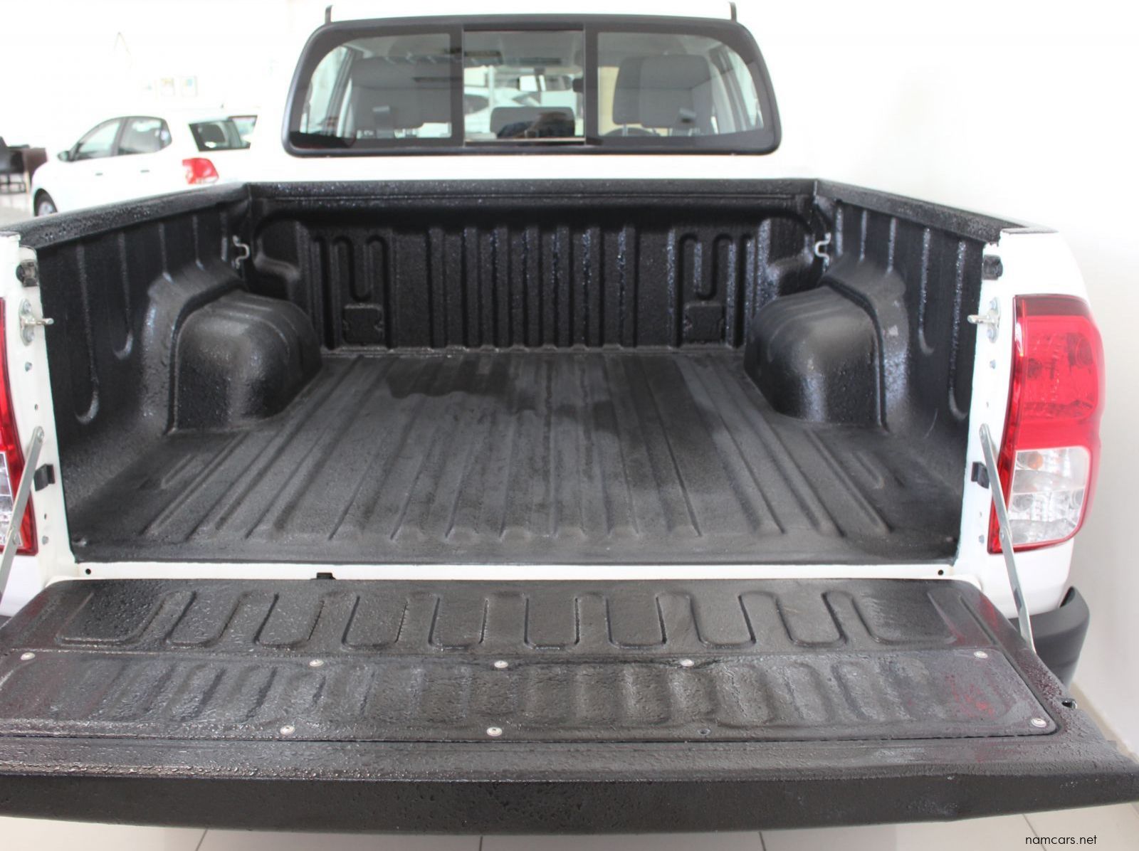 2024 Toyota Hilux 2.4 GD6 4x4 auto D cab pictures