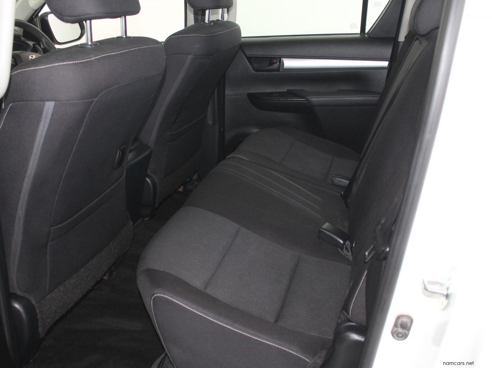 2024 Toyota Hilux 2.4 GD6 4x4 auto D cab pictures