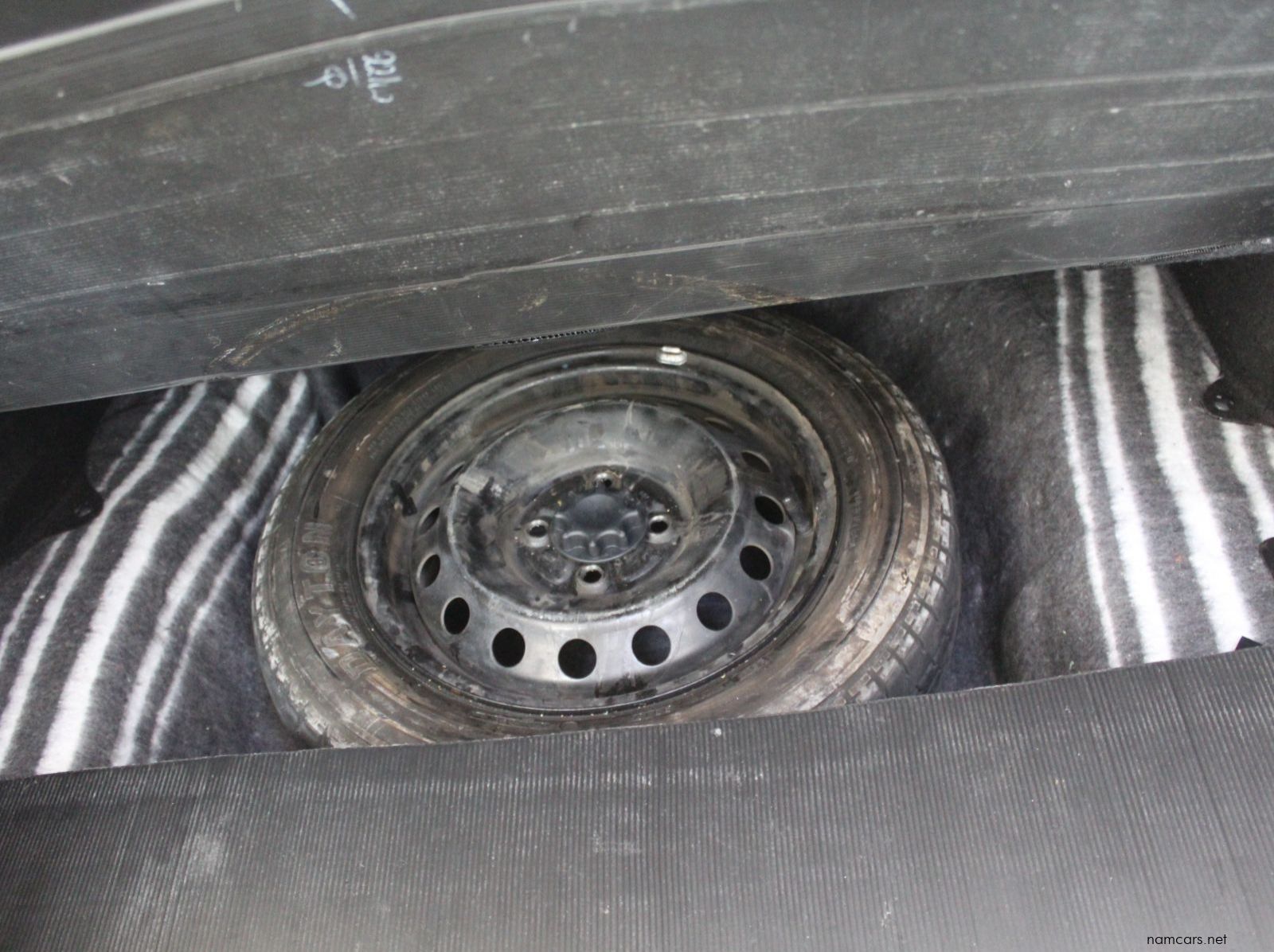 2014 Toyota Etios 1.5 XS Sedan pictures