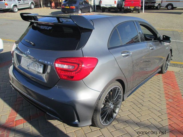 2014 Mercedes-Benz A45 AMG pictures