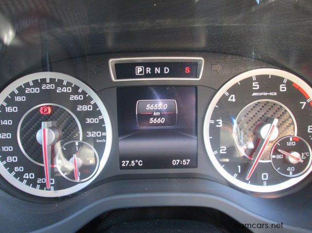 2014 Mercedes-Benz A45 AMG pictures