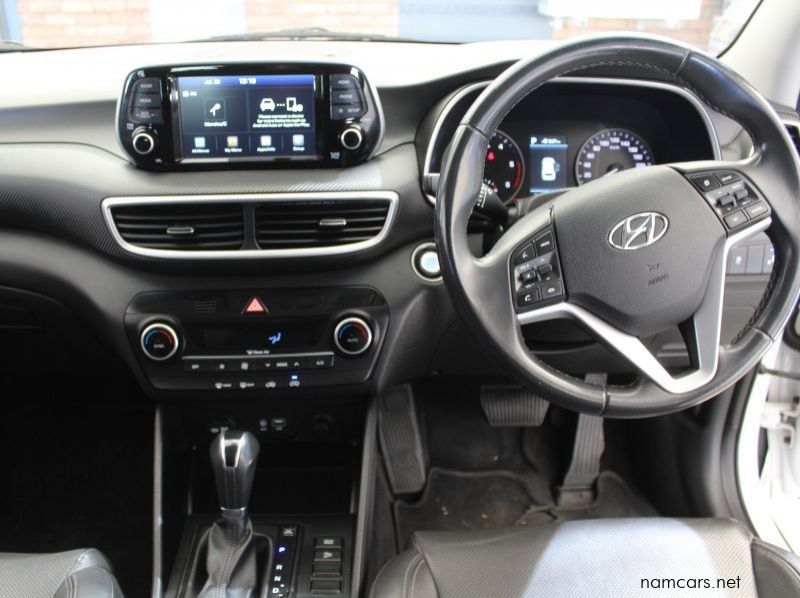2020 Hyundai Tucson 2.0D N-LINE A/T pictures