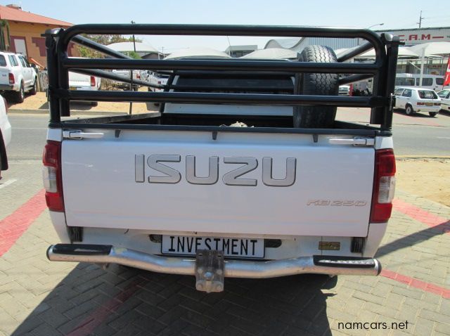 2006 Isuzu KB250 pictures