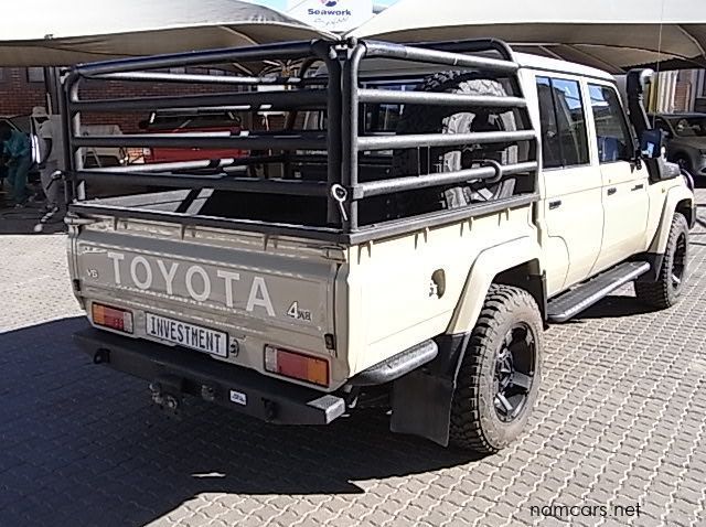 2015 Toyota TOYOTA LAND CRUISER 4.0 V6 DC pictures