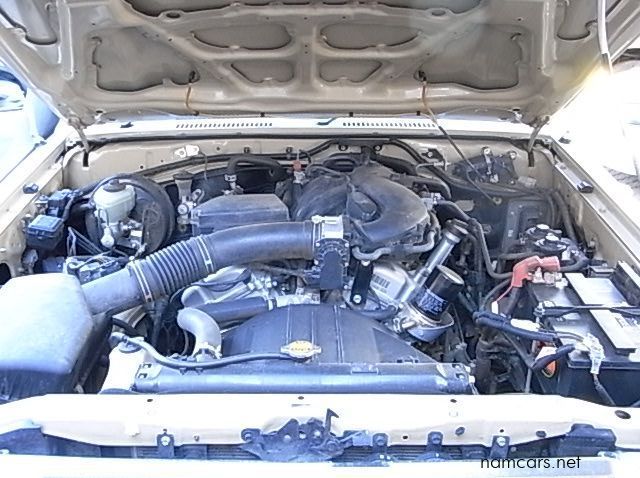 2015 Toyota TOYOTA LAND CRUISER 4.0 V6 DC pictures