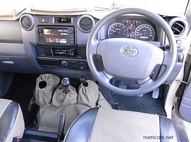 2015 Toyota TOYOTA LAND CRUISER 4.0 V6 DC pictures