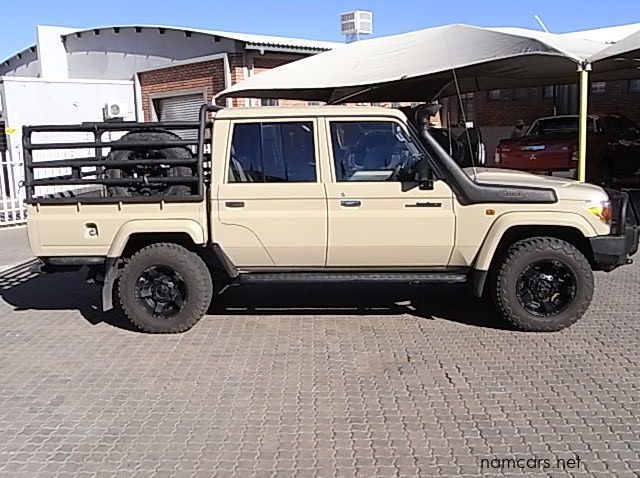 2015 Toyota TOYOTA LAND CRUISER 4.0 V6 DC pictures