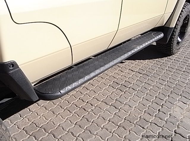 2015 Toyota TOYOTA LAND CRUISER 4.0 V6 DC pictures