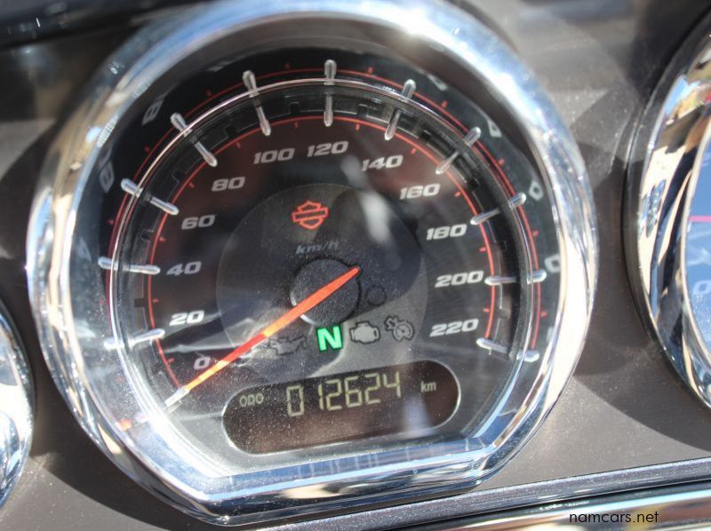 2019 Harley-Davidson Street Glide 117 CVO pictures