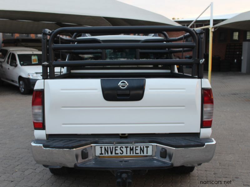 2018 Nissan NP300 2.5TDI D/C 4X4 pictures