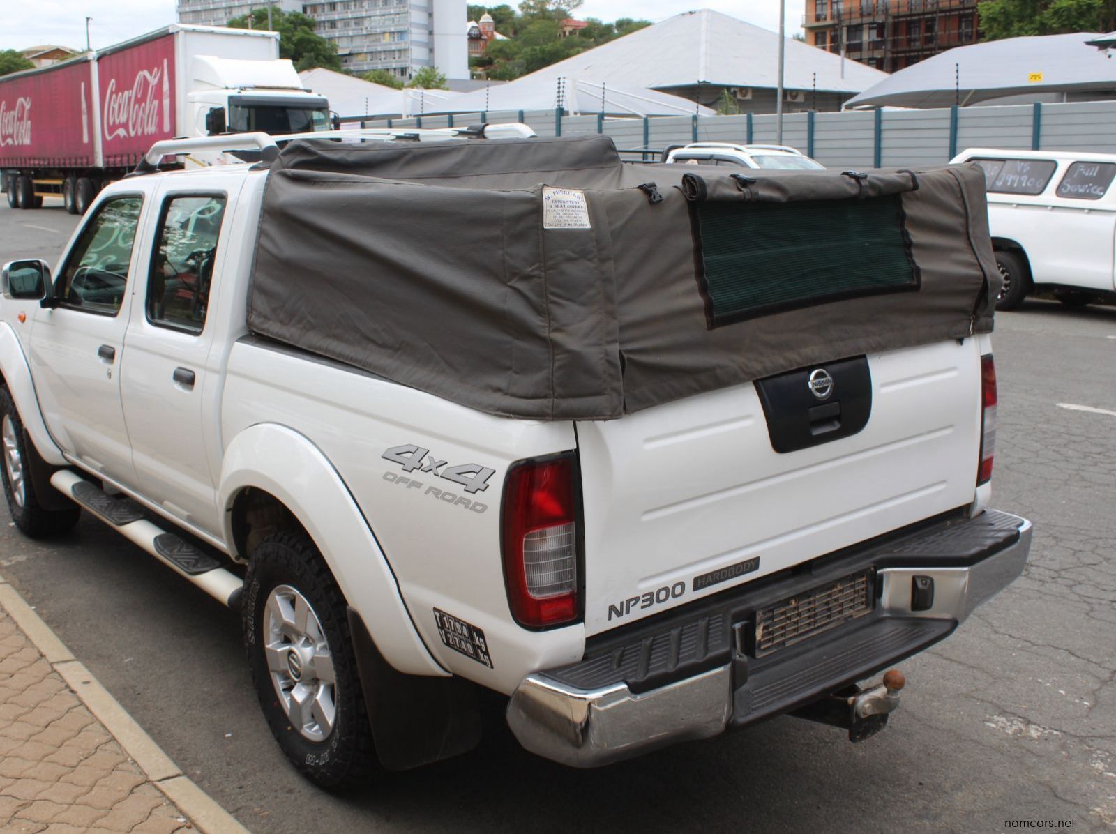 2017 Nissan NP300 2.5 TDI Dcab 4x4 pictures