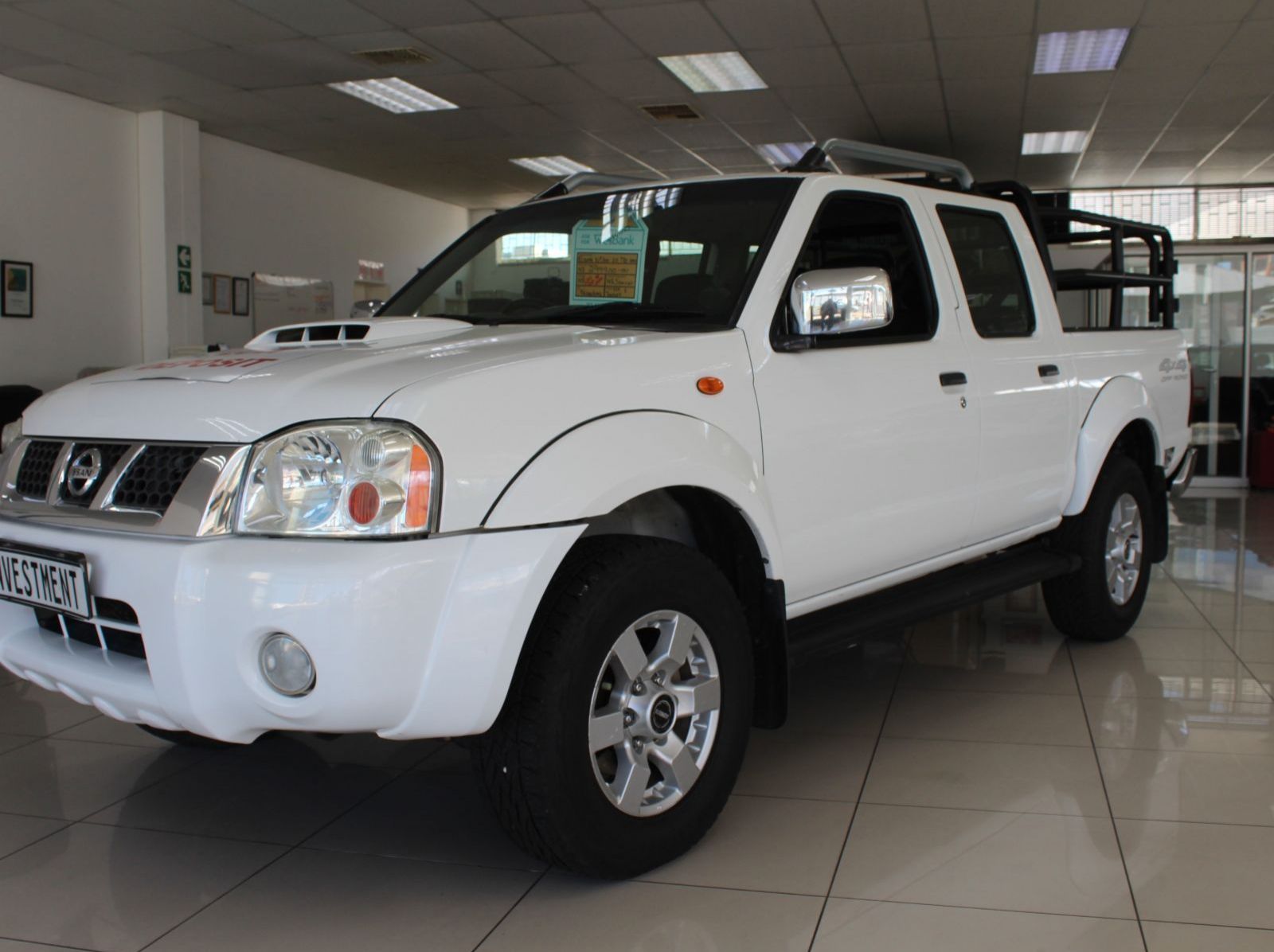 2020 Nissan NP300 pictures