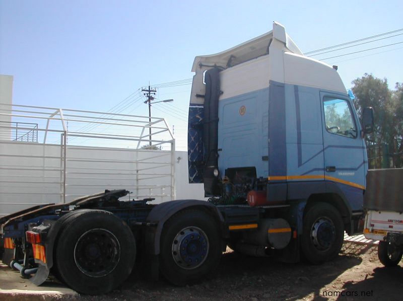 2000 Volvo FH12 pictures