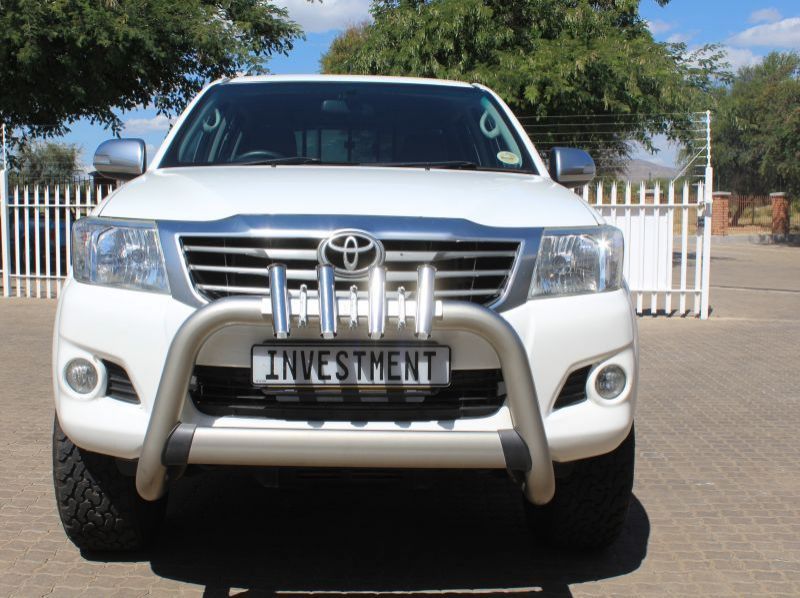 2012 Toyota HILUX 4.0 V6 D/C A/T 4X4 pictures