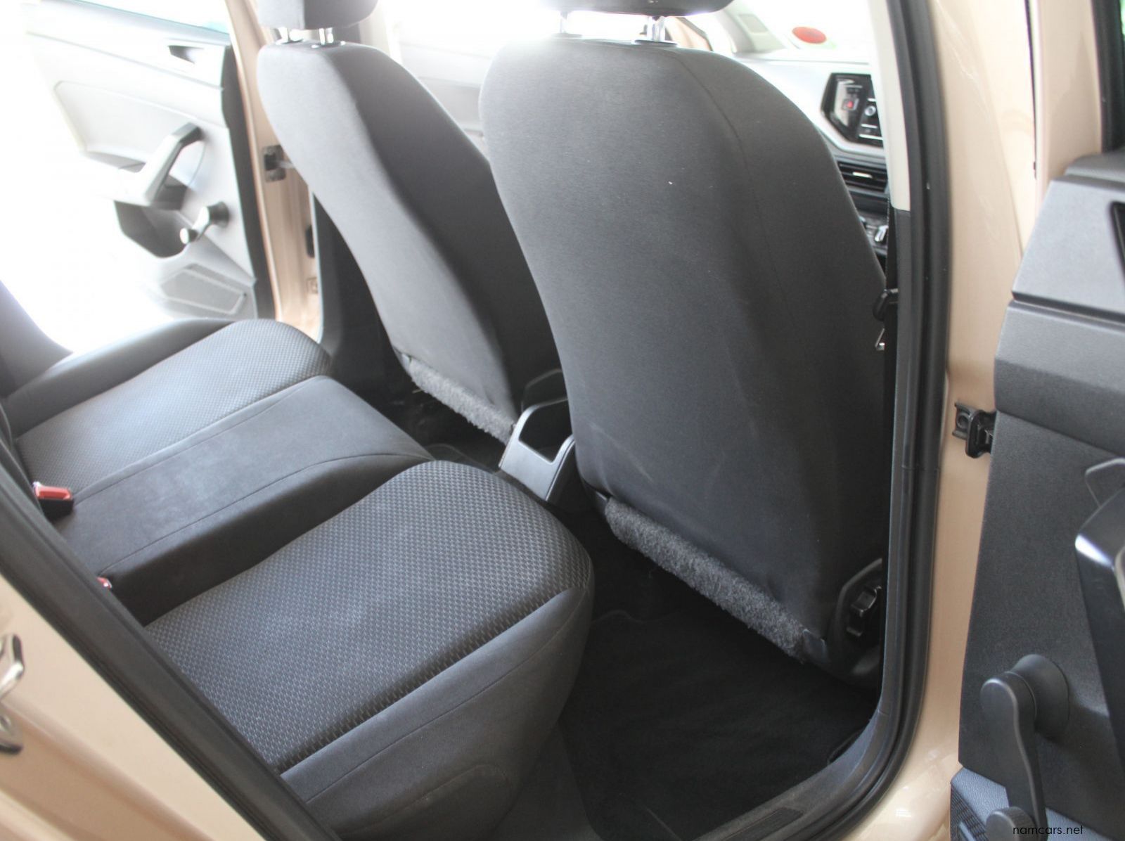 2018 Volkswagen Polo TSI 1.0 Trendline pictures