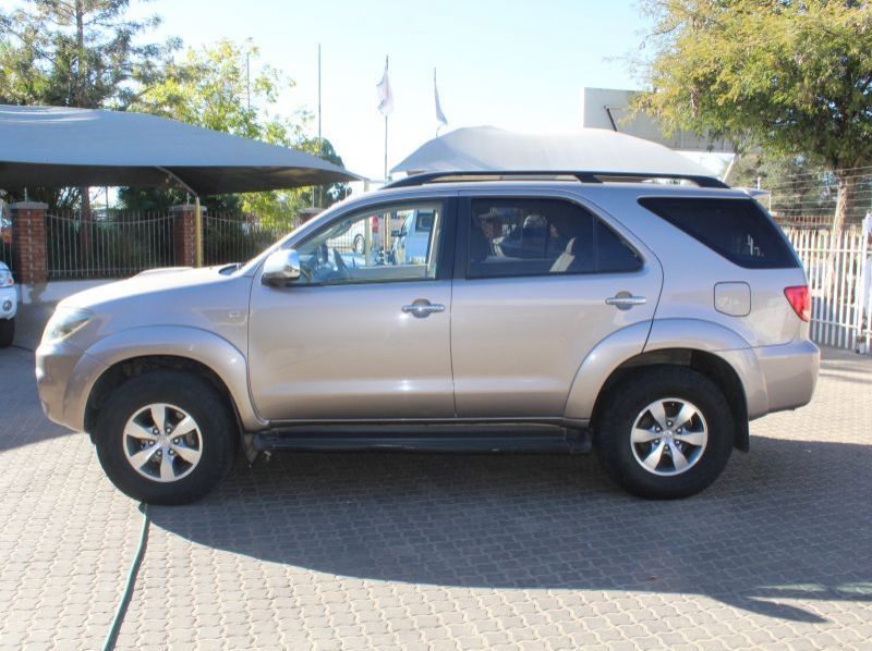 2007 Toyota FORTUNER 3.0 D4D 4X4 MANUAL pictures