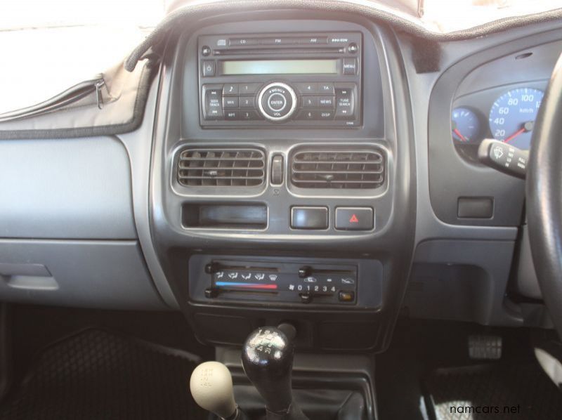 2020 Nissan NP300 2.5TDI D/C 4X4 pictures