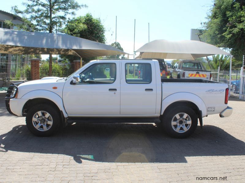 2020 Nissan NP300 2.5TDI D/C 4X4 pictures