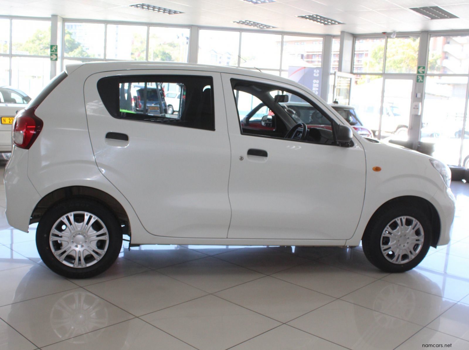 2025 Toyota Vitz 1.0 MT pictures