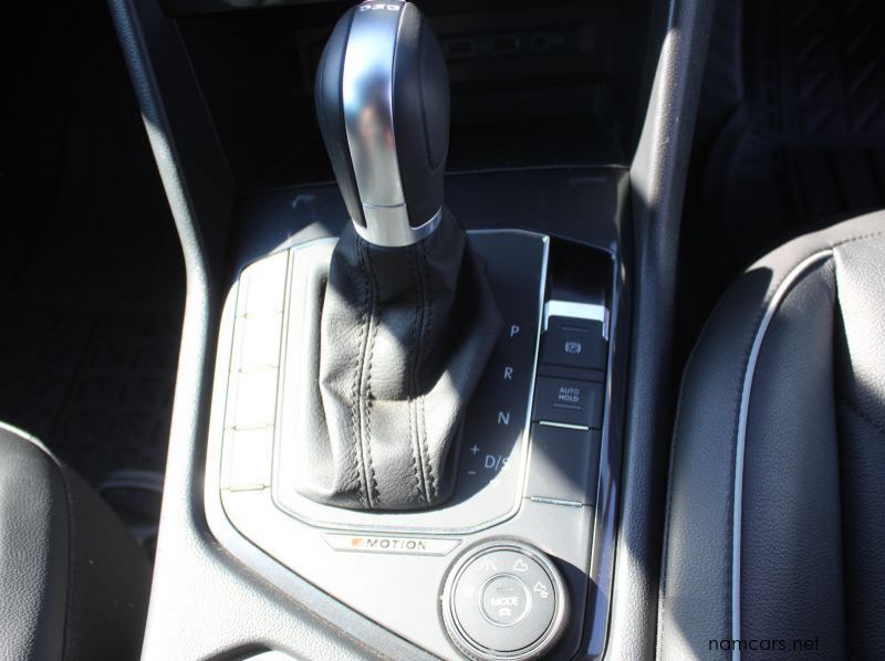 2019 Volkswagen TIGUAN 2.0 TFSI DSG 4MOTION pictures