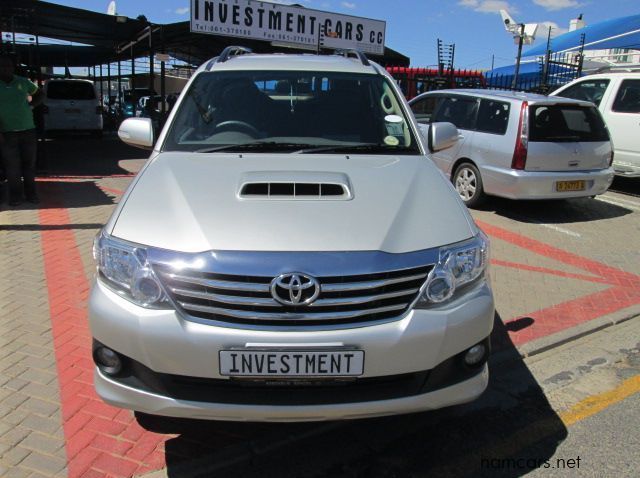 2012 Toyota Fortuner pictures