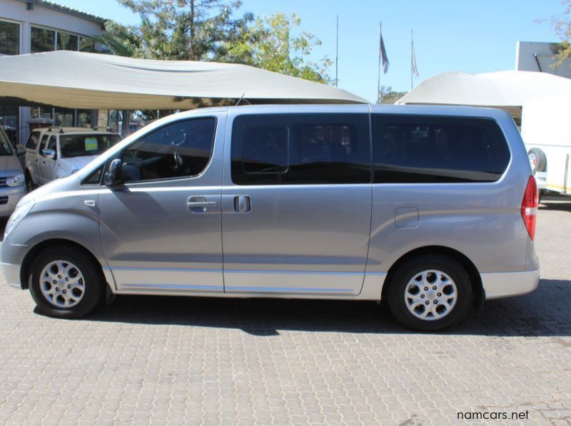 2015 Hyundai H1 2.5 TDI auto 2x4 pictures