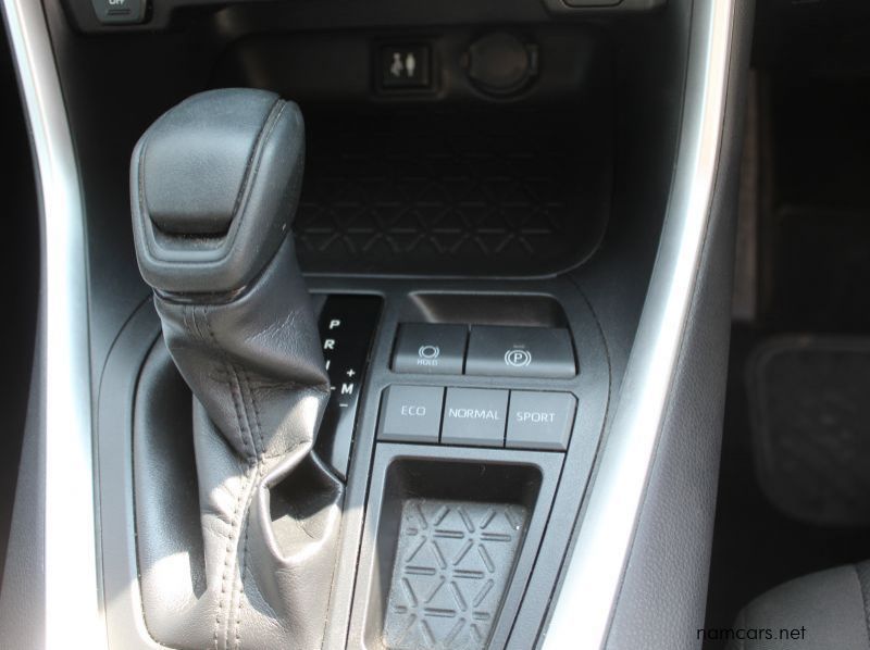 2019 Toyota RAV4 2.0I A/T GX 4X2 pictures