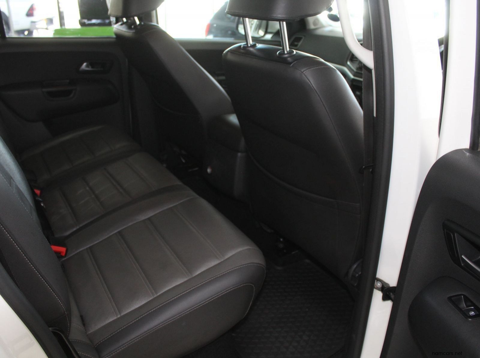 2018 Volkswagen Amarok 4 Mot pictures