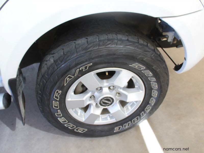 2014 Nissan NP300 2.5 Diesel pictures