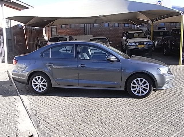 2016 Volkswagen VW JETTA 1.4 TSI C-LINE DSG pictures