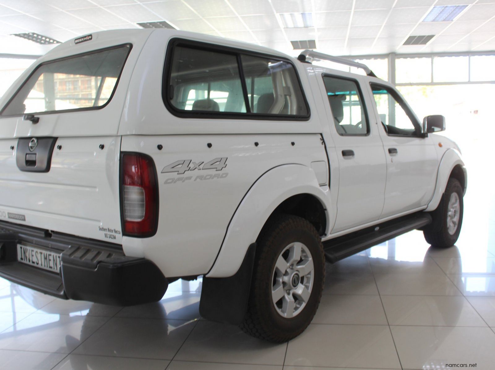 2021 Nissan Np300 pictures