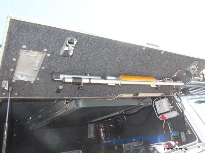 2011 Toyota HILUX 3.0 D4D D/C 4X4 pictures