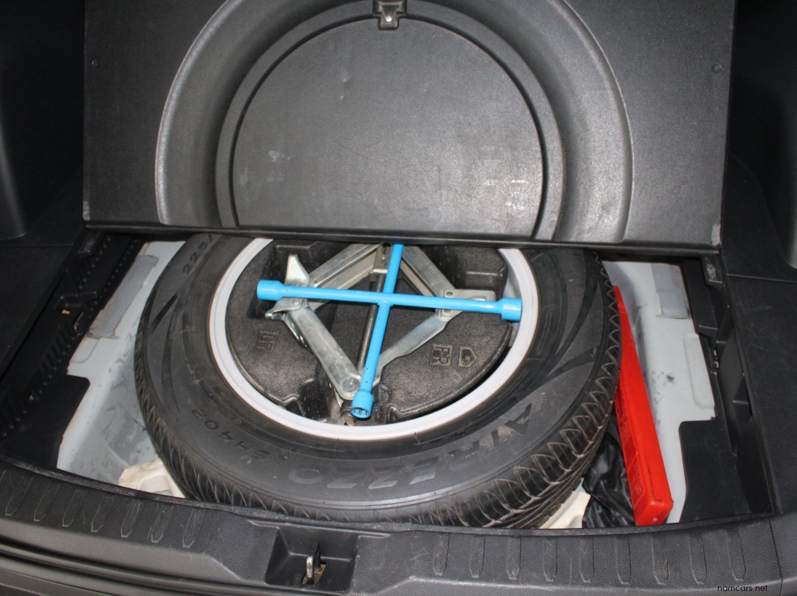 2019 Toyota RAV4 2.0 GX auto pictures