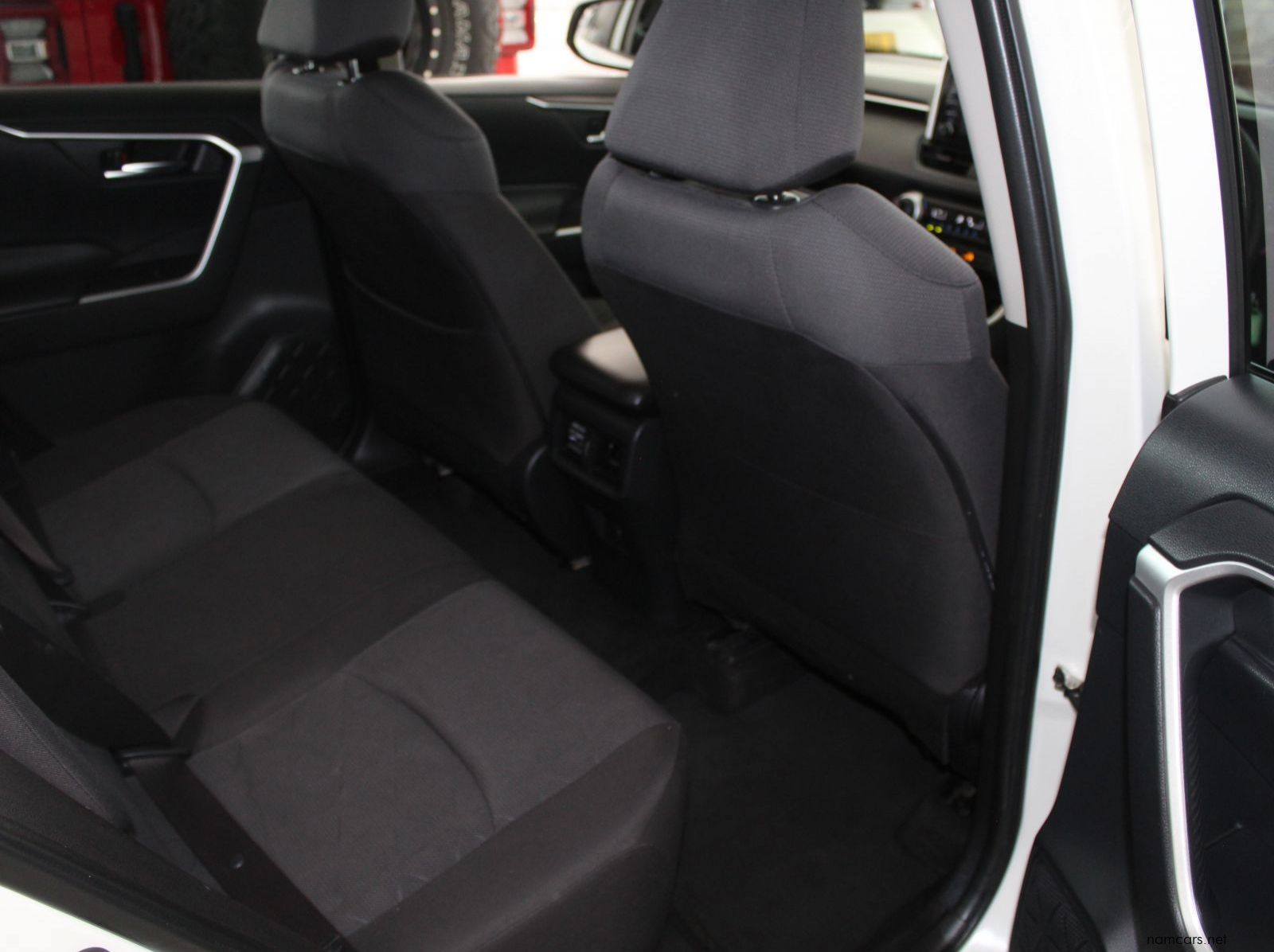 2019 Toyota Toyota Rav4 GX 2.0 CVT 4x2 pictures