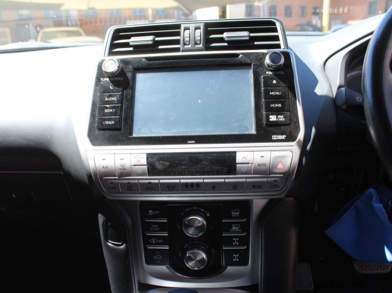 2018 Toyota PRADO 3.0D4D VX-L pictures