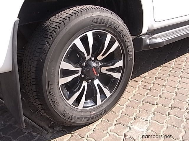 2014 Isuzu ISUZU KB 300 DTEC LX DC M 2X4 pictures